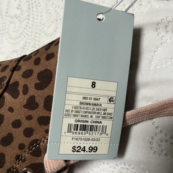 NWT Cat & Jack Amaya Boots Size 8 - Picture 4 of 8